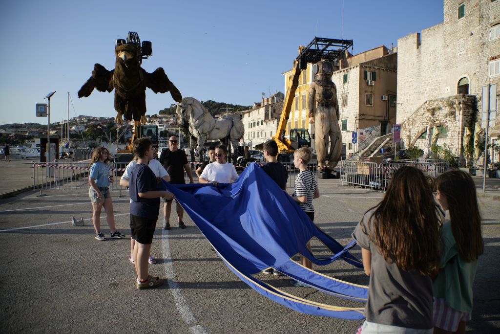 @artcaffe @zemljanebomore65mdf