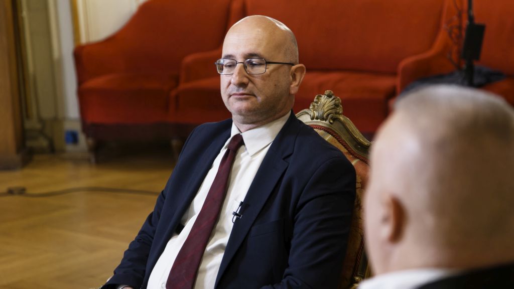 @marijanlipovac @hazu @hrvatskoceskodrustvo @artcaffe