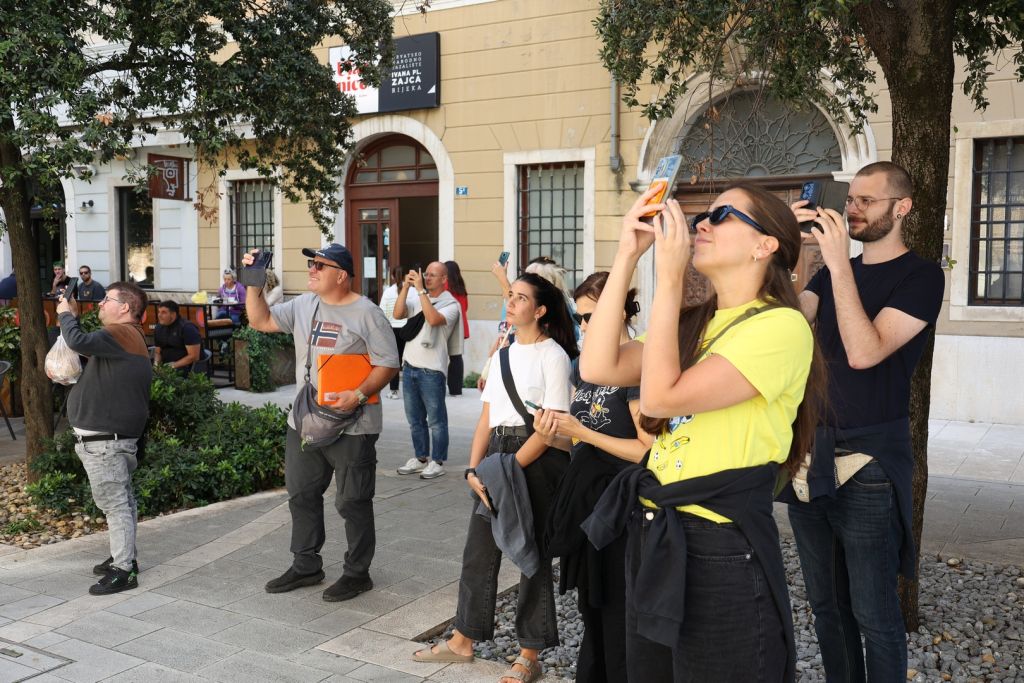 @artcaffe @hnkrijeka @novasezona @naglasak