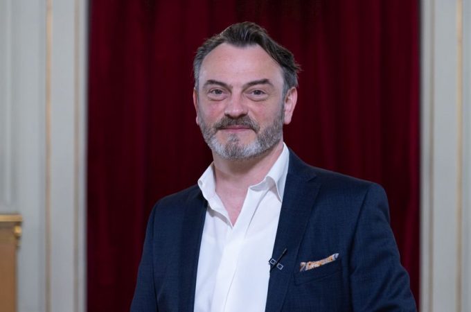 Violina, pedagogija i glazba bez granica: Tin Matijević u ArtCaffeu otkrio priču iza „33 etide za violinu“